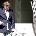 Uno de los considerados cabecillas de la trama Gürtel, Francisco Correa, a su salida de la Audiencia Nacional