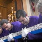 El centro, colapsado de fe por el Pobre y el Gran Poder