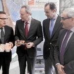 Fabra visitó ayer la empresa Martínez LoLoriente SA y Platos Tradicionales SA en Buñol
