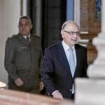 El ministro Cristóbal Montoro, durante una visita a Sevilla