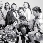 Pepón Nieto, con corbata, encabeza el elenco de «El jurado»