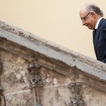 El ministro de Hacienda, Cristóbal Montoro, durante su visita al Palau de la Generalitat en enero del año pasado