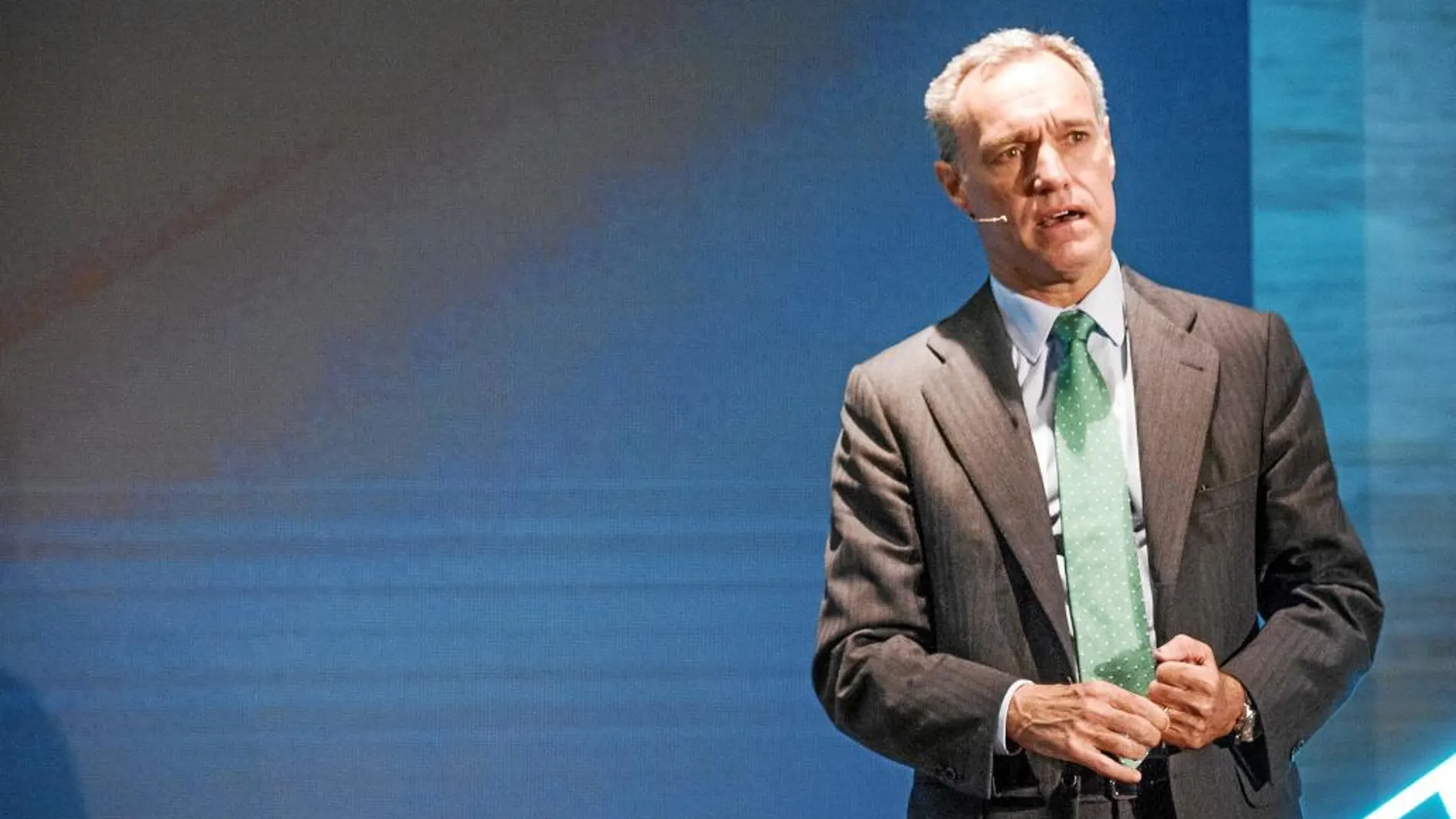 El consejero delegado del grupo, Silvio González, durante la presentación ayer de las nuevas webs