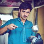 El chef que enseña a cocinar en ropa interior