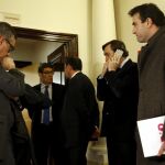 El representante de Ciudadanos, José Manuel Villega, UPyD, Gorka Maneiro y PP, Rafael Hernando (2d), en la reunión de la comisión del pacto antiyihadista esta tarde.