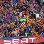 Exhibición de esteladas durante el partido entre el Barcelona y el Sevilla, que se disputó el 22 de mayo del pasado año en el estadio Vicente Calderón