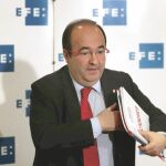 El candidato del PSC a la presidencia de la Generalitat, Miquel Iceta, durante un acto de la Agencia Efe en Barcelona.