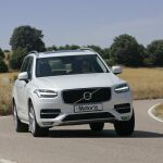 Volvo XC90.