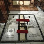 La tumba de Queipo de Llano y su mujer se encuentran en una de las capillas de la basílica