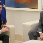 Rajoy intenta unir a patronal y sindicatos a su pacto por España