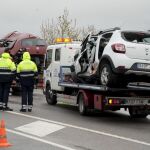 Siete personas han muerto y otra ha resultado herida grave en un choque frontal entre dos vehículos que se ha producido hoy en la N-II.