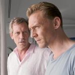 Jonathan Pine (Tom Hiddleston), un ex soldado británico, se infiltra en una organización de tráfico de armas dirigida por Richard Roper (Hugh Laurie)