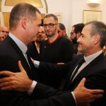 Gilles Simeoni (izq.) junto a Jean-Guy Talamoni anoche