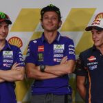 Jorge Lorenzo, Valentino Rossi, y Marc Márquez durante la rueda de prensa previa a la carrera en Sepang