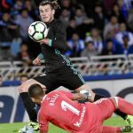Gerónimo Rulli con la Real Sociedad ante el Real Madrid.