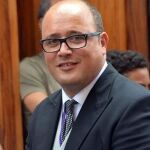 Imagen del perfil de Twitter del concejal del PSOE Zebenzuí González