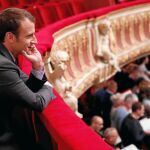 El presidente francés, Emmanuel Macron, podría ordenar el cierre de mezquitas o registros en domicilios sin un control auténtico del Poder Judicial