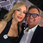 Carmen Lomana junto a Nacho Vidal, con el que comparte debate