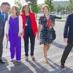 Tomás Burgos, María José Salgueiro, Milagros Marcos, Isabel García Tejerina y Juan Vicente Herrera, momentos antes de la Jornada empresarial