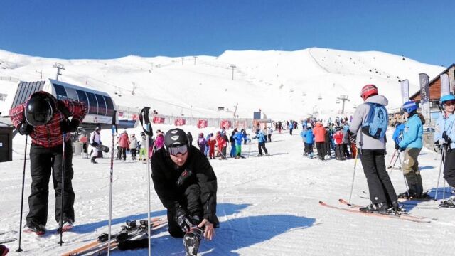 La temporada de esquí empezó con buen pie, debido a la cantidad de nieve, y acabará también bien