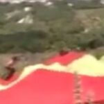 Detenido el presidente de VOX Madrid tras desplegar una bandera de España en Gibraltar