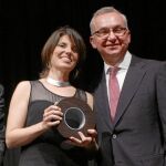 Beatriz Morancho, del Instituto de Oncología de Vall d’Hebron, junto al presidente de Fero, Josep Baselga