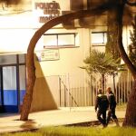 Varios agentes se dirigieron anoche a fichar a la Unidad de Distrito de Fuencarral (una de las cinco subinspecciones que hay) durante el cambio de turno