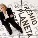 La vencedora de la última edición del Premio Planeta Giménez Bartllet