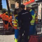Servicios de emergencias y policía en las labores de extinción y atención a los afectados