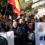 Concentración ante el Ministerio del Interior convocada por la Asociación Justicia Salarial Policial (Jusapol) para exigir la equiparación salarial de la Policía y la Guardia Civil con las policías autonómicas