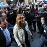 Susana Díaz, a su llegada hoy a la sede de los socialistas catalanes en Barcelona