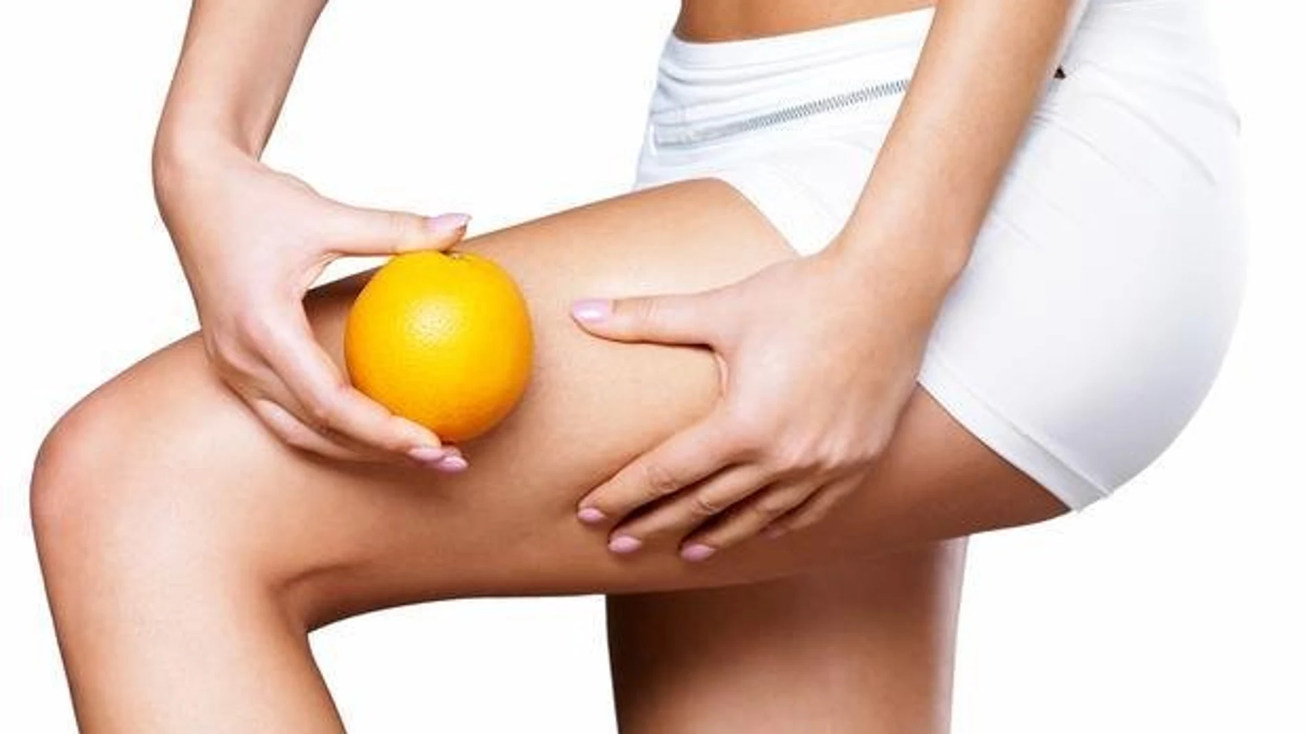 Una alimentación lo más libre posible de azúcares refinados y baja en sal y el ejercicio moderado, claves para combatir la celulitis.