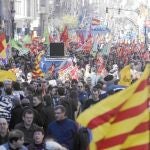 El aspecto de la Via Laietana registraba este aspecto al mediodía tras el paso de la marcha