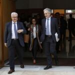 En la imagen, el vicepresidente de la Junta, Manuel Jiménez Barrios, y el consejero de Salud, Aquilino Alonso