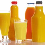 El calorímetro: Un vaso de zumo de piña envasado