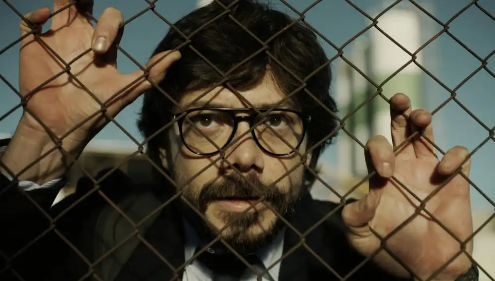 Álvaro Morte es El Profesor en ‘La Casa de Papel’