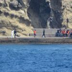 Rescatada una patera con 35 personas a punto de hundirse en Almería