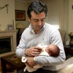 Equiparar los permisos parentales costaría 2.000 millones de euros