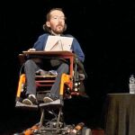 Pablo Echenique dirige las negociaciones de Podemos para confluir con Izquierda Unida en las elecciones