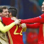Nolito fue a dedicarle el gol a Iker Casillas