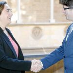 Colau aseguró ayer a Puigdemont durante su primera reunión que «Barcelona no fallará nunca a Cataluña»