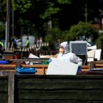 La Policía durante un registro en el sur de Manchester