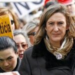 La decana, Sonia Gumpert, durante una protesta contra la ley de tasas judiciales