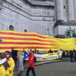 Así es el Vlaams Belang, el partido de ultraderecha flamenco que apoya a Puigdemont