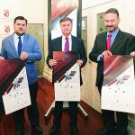 El presidente de la Diputación, Francisco Vázquez, y Gonzalo Jíménez, presentan «El Sinodal de Aguilafuente»