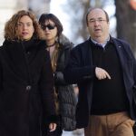 La secretaria de Estudios y Programas del PSOE, Meritxel Batet, y el líder del PSC, Miquel Iceta
