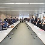 Varios respresentantes durante las negociaciones de paz sobre Yemen llevadas a cabo en la región de Macolin/Magglingen (Suiza) hoy, 15 de diciembre de 2015
