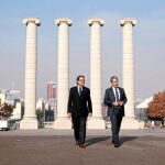 Artur Mas y Francesc Homs bajo las columnas de Puig i Cadafalch símbolo del catalanismo