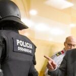 El conseller de Interior, Ramon Espadaler, en la presentación del código para identificar a los antidisturbios