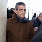 El padre Román durante el juicio en 2015